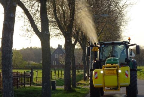 Municipality Venray: biological control of oak processionary caterpillars